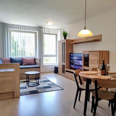 Tiche Anenske Apartmany S Hotelovym Servisem, S Kvalitni Bufetovou Snidani A S Exklusivnim Saunovym Wellness Grotta Spa - By Relax 하라포프 외부 사진
