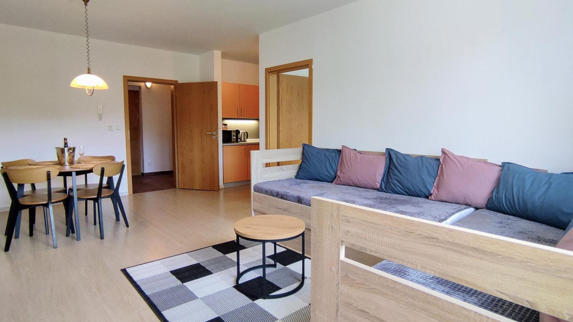 Tiche Anenske Apartmany S Hotelovym Servisem, S Kvalitni Bufetovou Snidani A S Exklusivnim Saunovym Wellness Grotta Spa - By Relax 하라포프 외부 사진