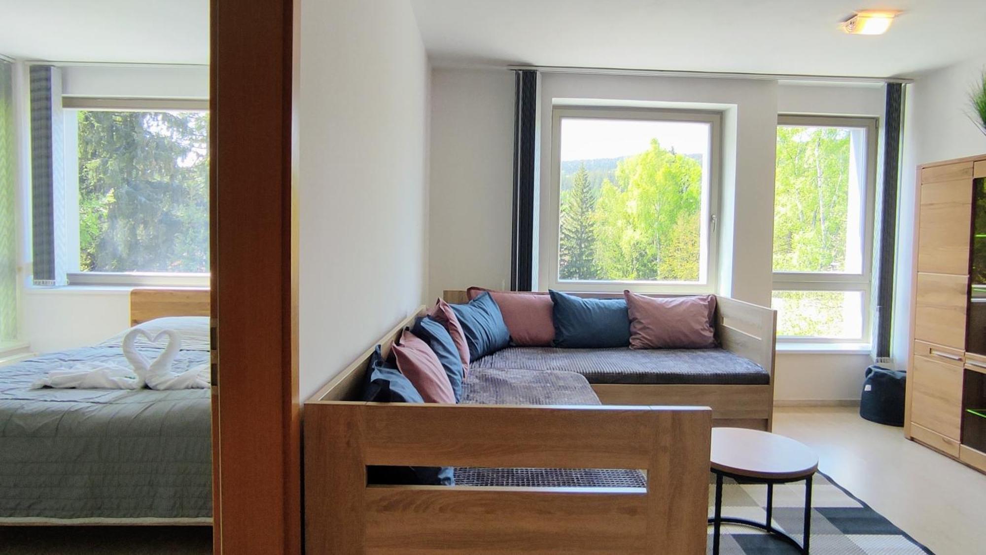 Tiche Anenske Apartmany S Hotelovym Servisem, S Kvalitni Bufetovou Snidani A S Exklusivnim Saunovym Wellness Grotta Spa - By Relax 하라포프 외부 사진